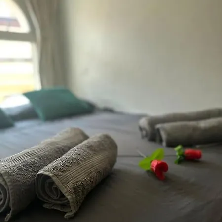 Charme Torinese, Rifugio Ungaretti In Centro Turín