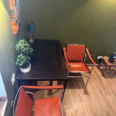 Charme Torinese, Rifugio Ungaretti In Centro * טורינו