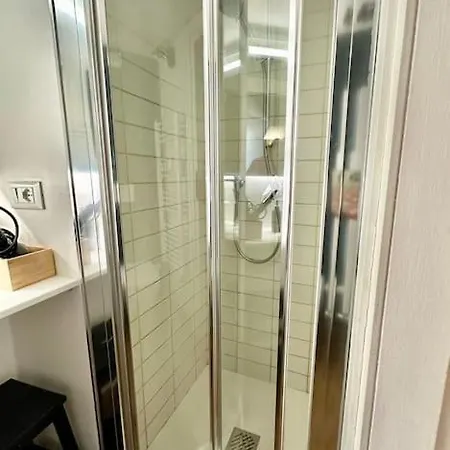 Apartament Charme Torinese, Rifugio Ungaretti In Centro Turyn