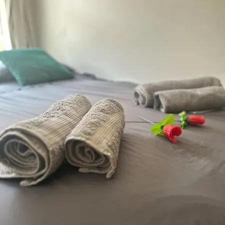 Charme Torinese, Rifugio Ungaretti In Centro Apartament Turyn